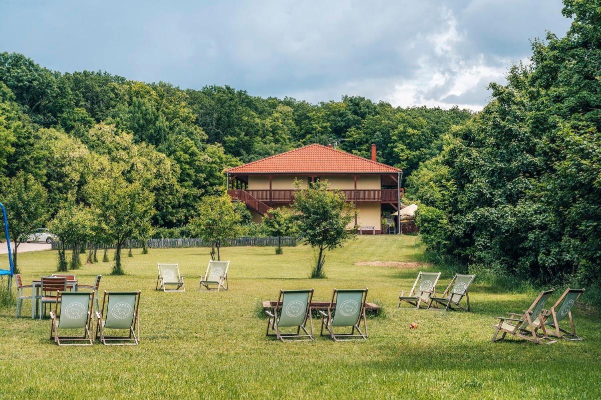 Villa Farma Ovčí Terasy Němčičky Exterior foto